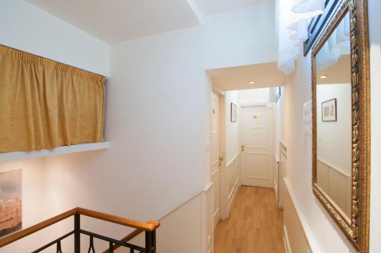 Albergo Ai Tolentini Venise Extérieur photo