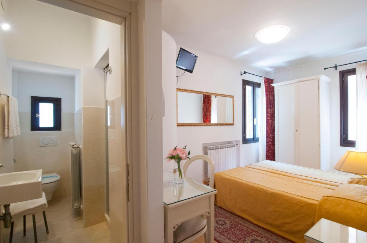 Albergo Ai Tolentini Venise Extérieur photo
