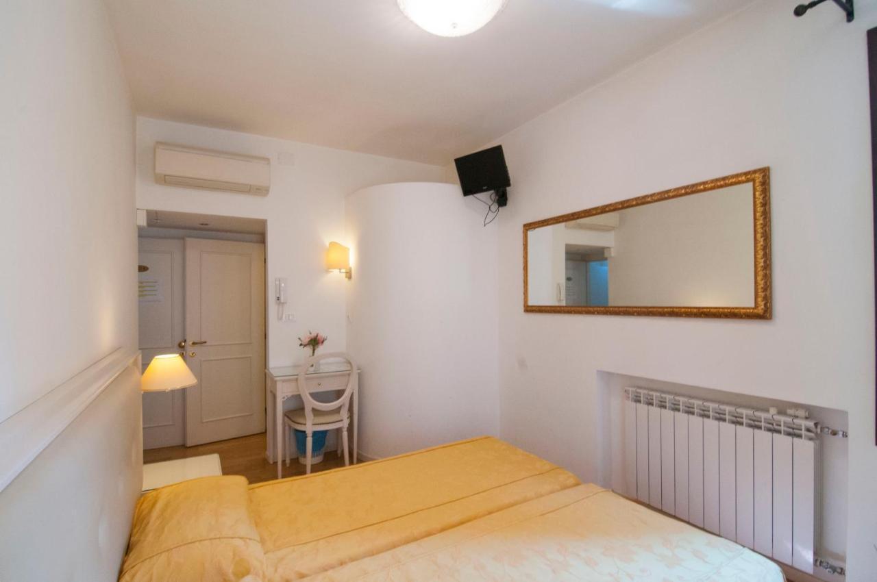 Albergo Ai Tolentini Venise Extérieur photo