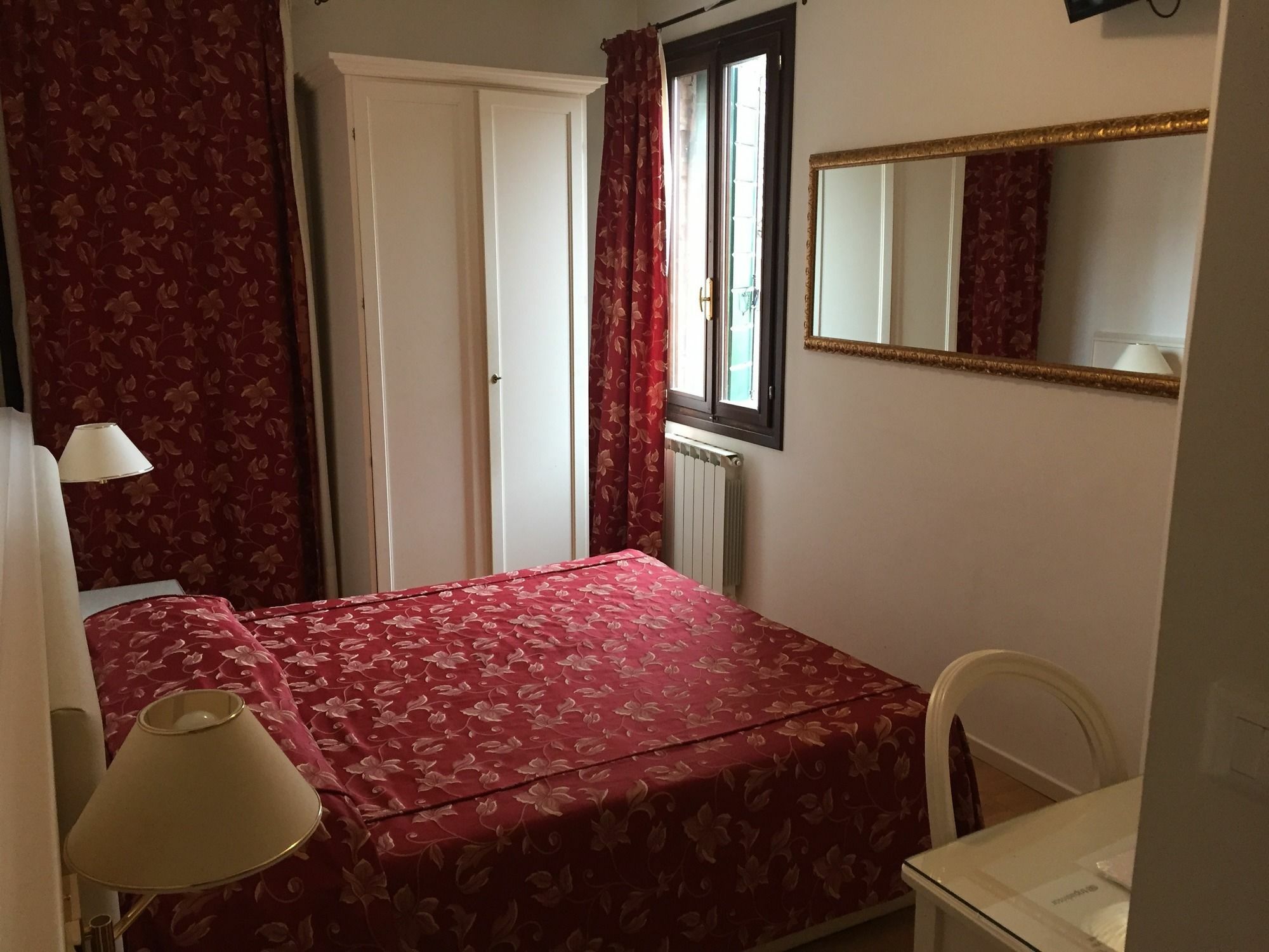 Albergo Ai Tolentini Venise Extérieur photo